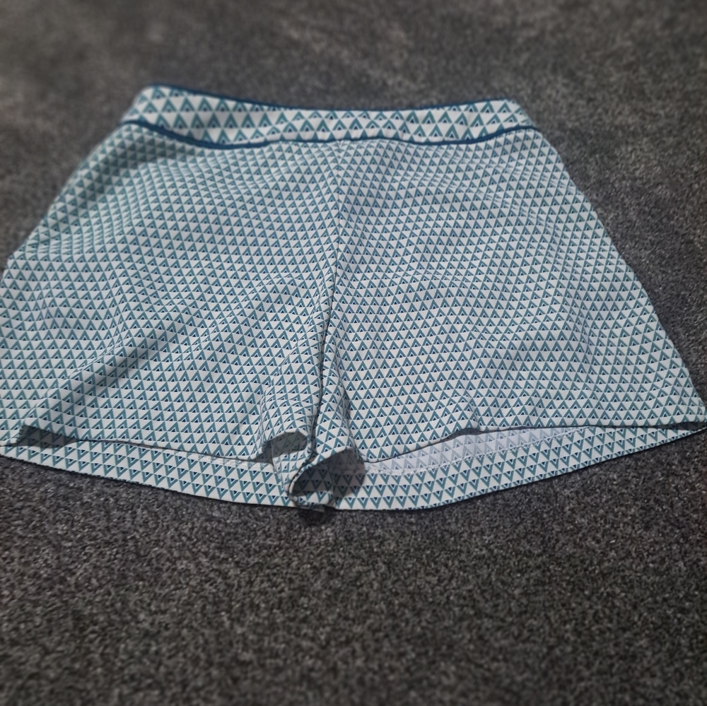 H&M Blue Geometric Athletic Shorts